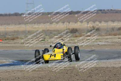 media/Feb-19-2022-Cal Club SCCA Super Tour (Sat) [[420969159b]]/Group 3/Race (Grapevine)/